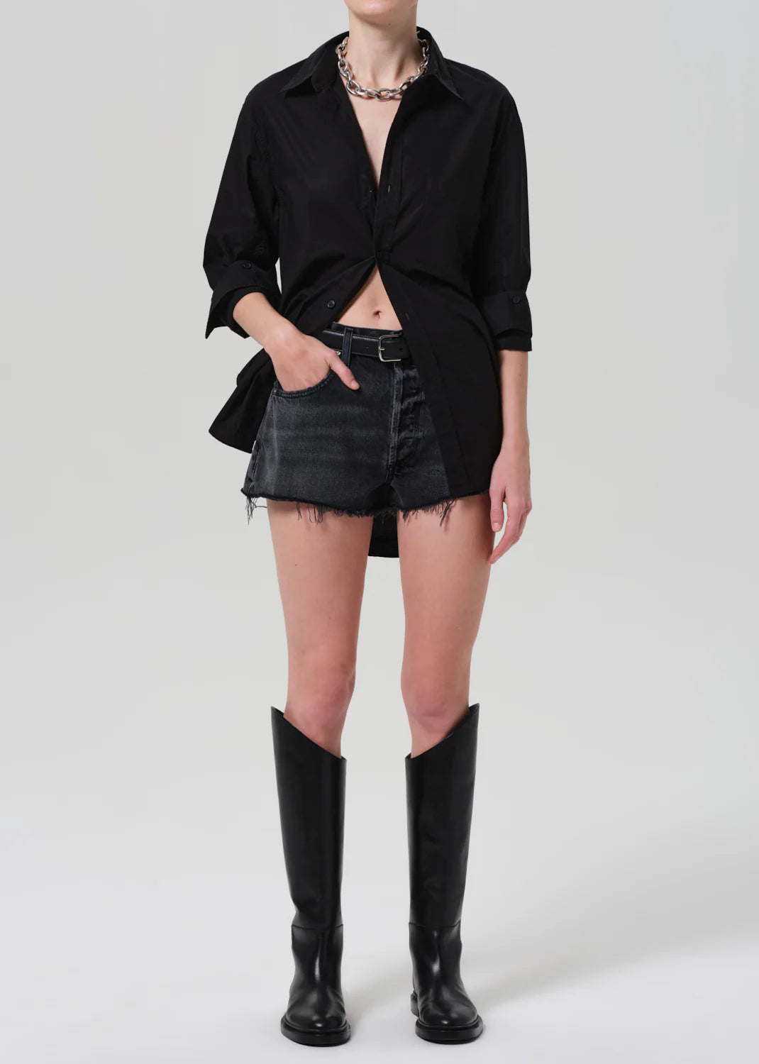 The Citizens Of Humanity Loro Short is crafted from 100% regenerative cotton and features a high-rise fit, short inseam, and raw hem for a laid-back, vintage-inspired look. Shop these at Harbour Thread women's boutique in St. Petersburg, FL!