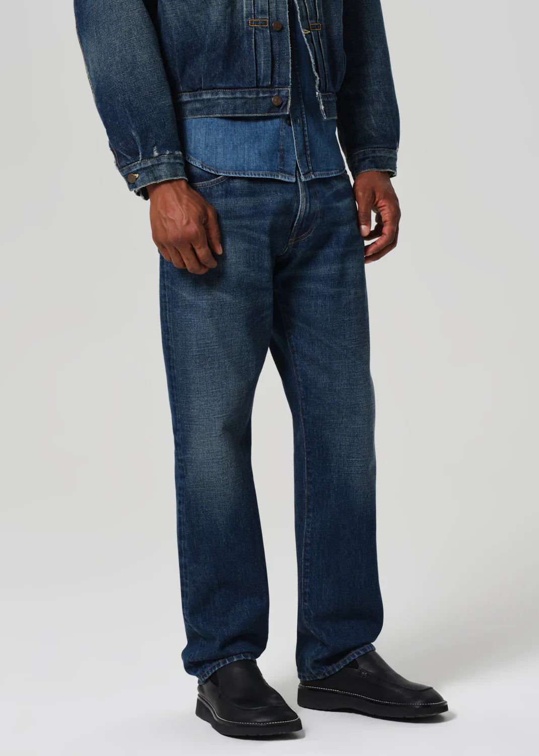The Elijah Relaxed Straight Japanese Selvedge offers a medium to dark indigo wash