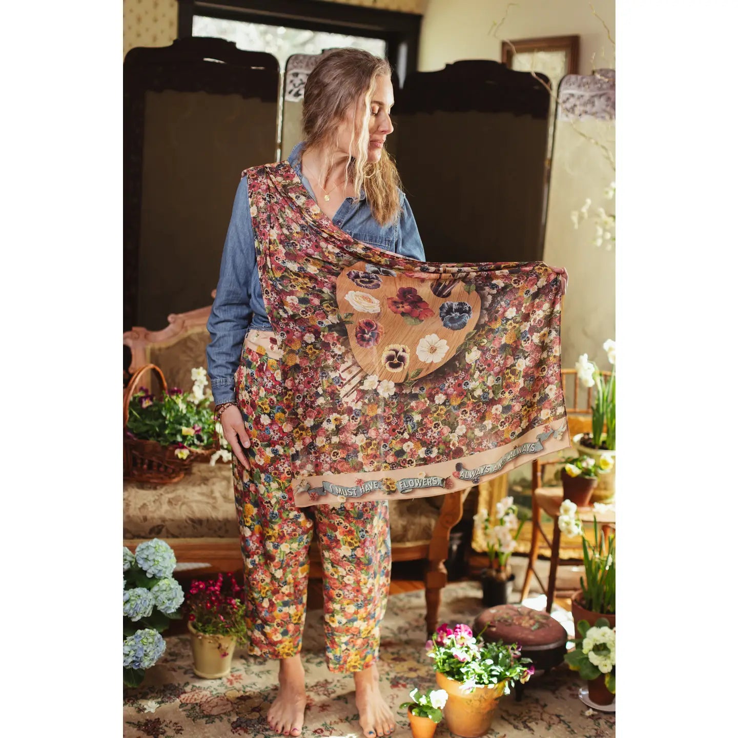 Market of Stars Art Of Life Floral Scarf