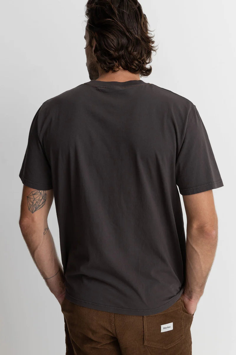 Men's black short sleeve t-shirt
