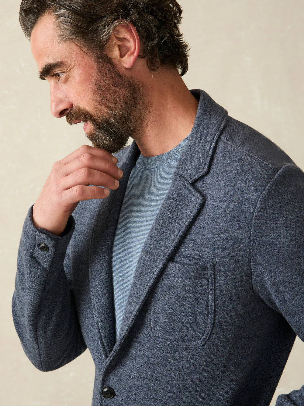 Design detail on the Deep Navy Melange Inlet Knit Blazer by Faherty