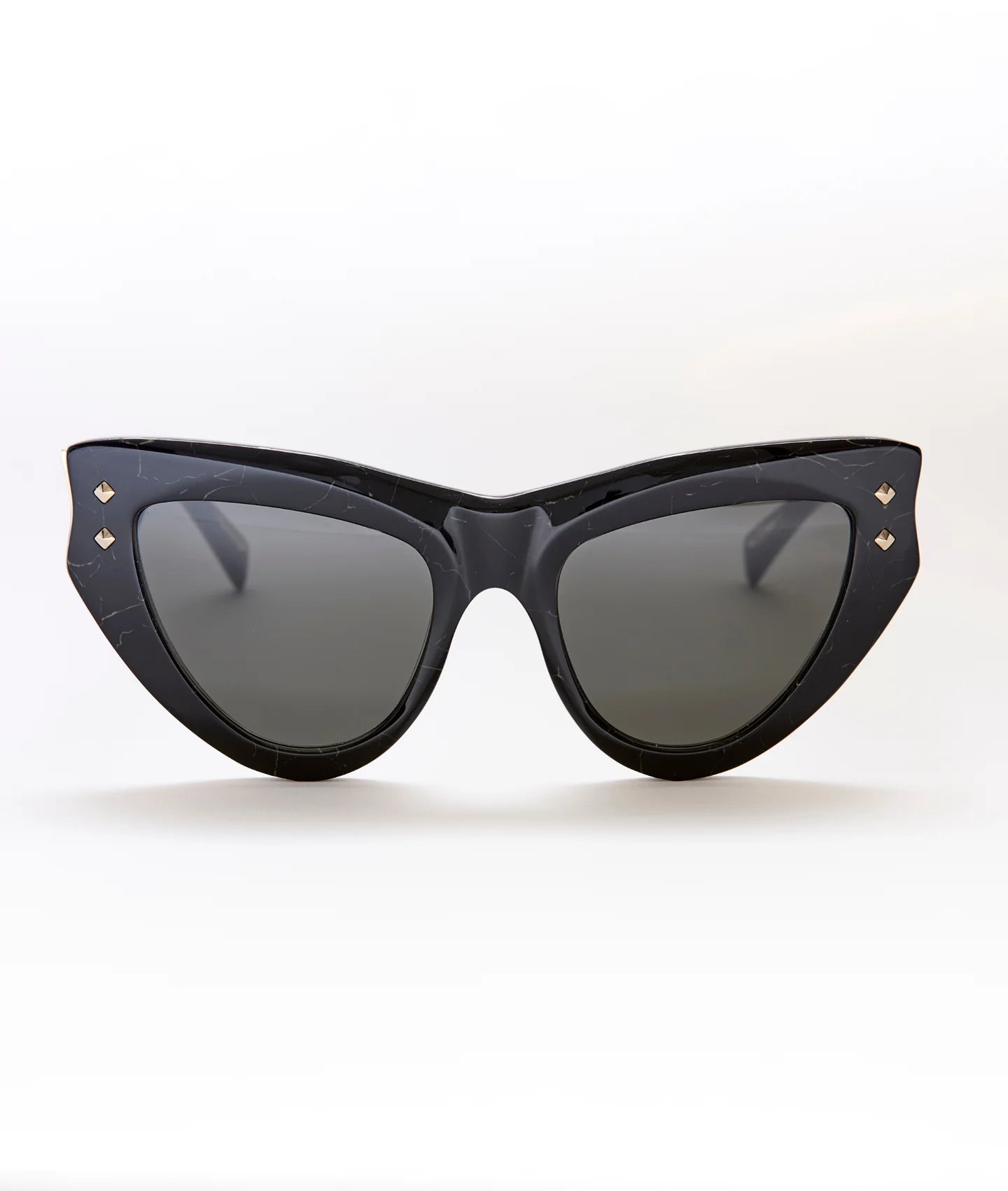 Bold cat eye sunglass frames for women