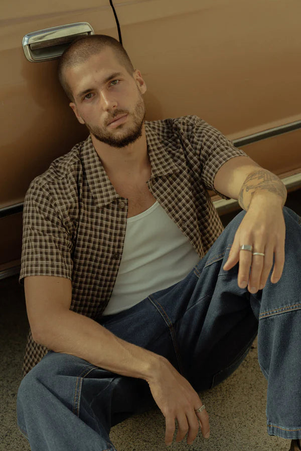 Shop men's short sleeve button down shirts at Harbour Thread in Burlington, VT. New arrivals include the Rhythm Sunday Session Short Sleeve Shirt i n Brown.