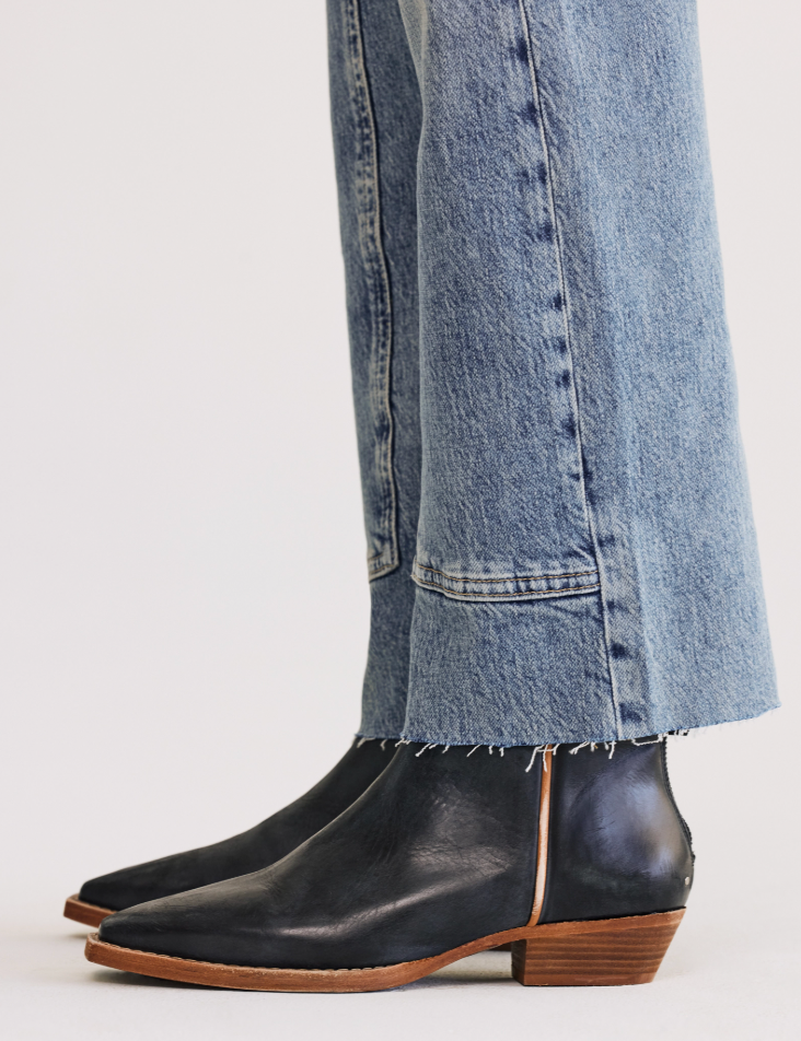 Free People Risk Taker Mid-Rise Jeans