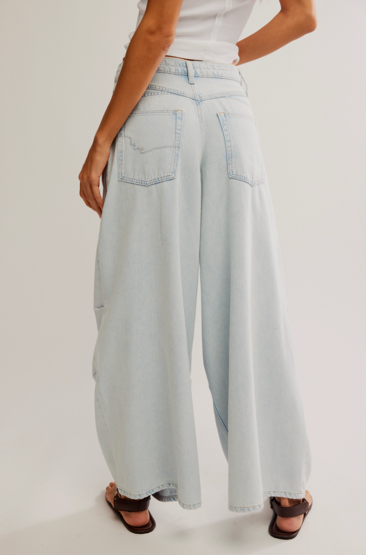 Women's light wash extra wide jeans