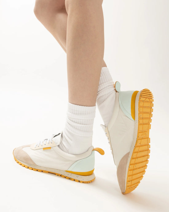 The Oncept Tokyo Sneaker in the color Beach Multi
