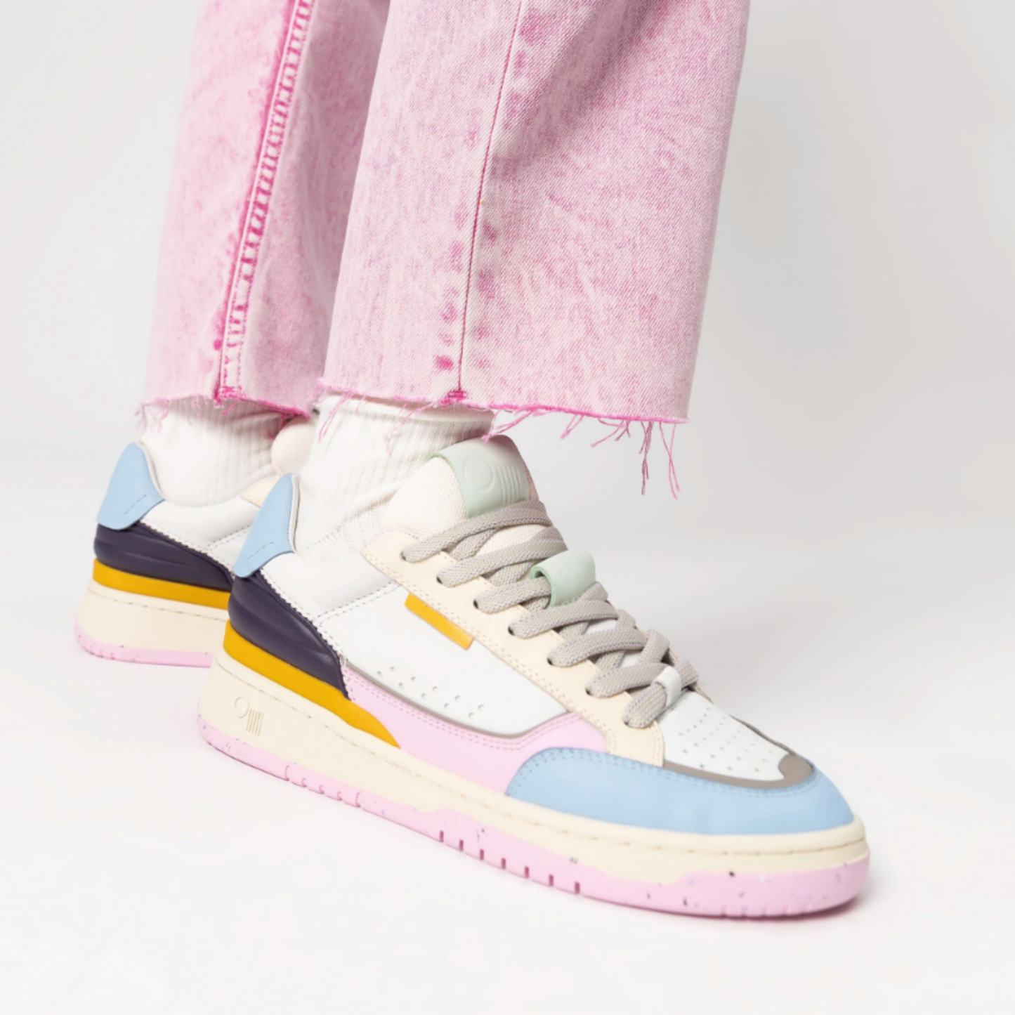 Oncept Paris Sneaker - Orchid Multi