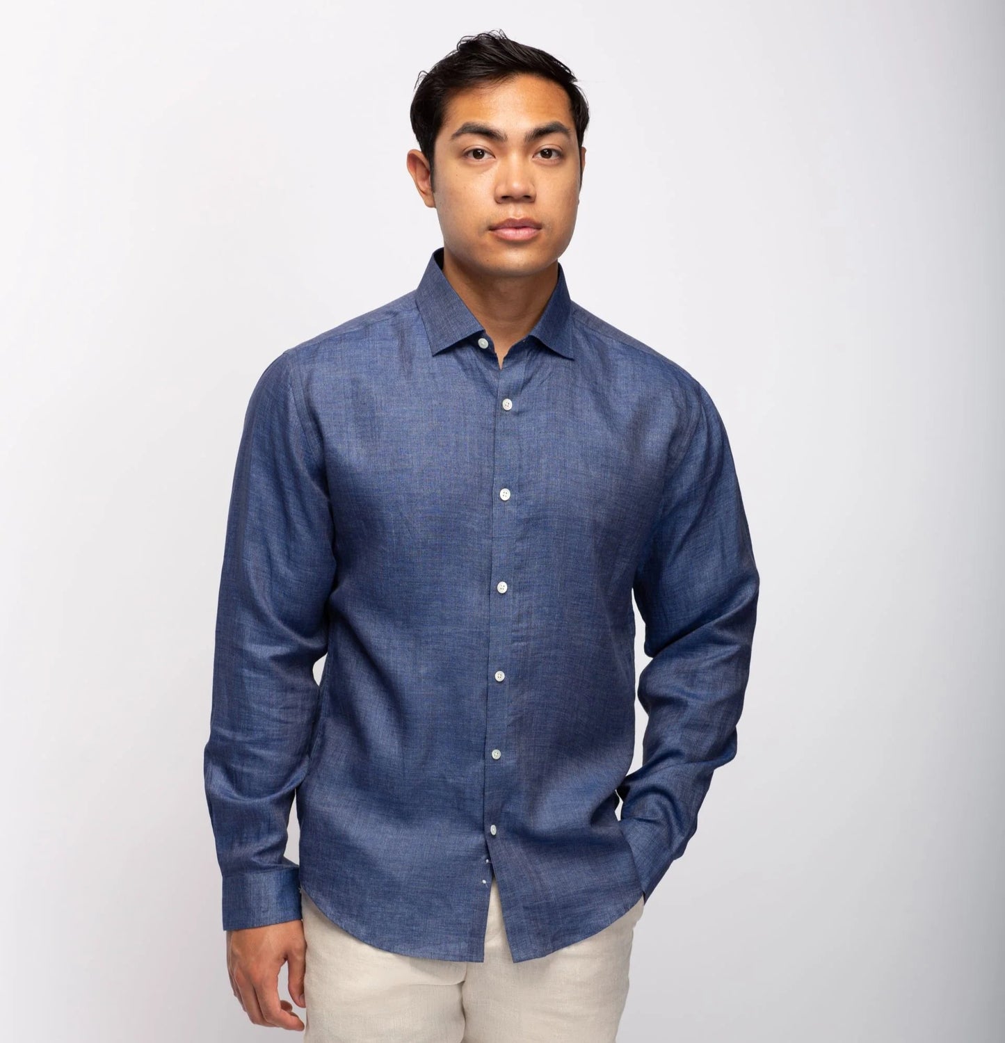 For any and easy, yet elevated everyday look, look no further than the Dylan Button Up Essentials from Stitch Note. Available now at Harbour Thread