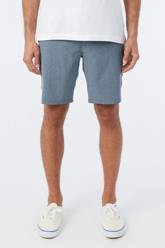 Front view of the O'Neill Reserve Heather 19" Hybrid Shorts in the color Navy