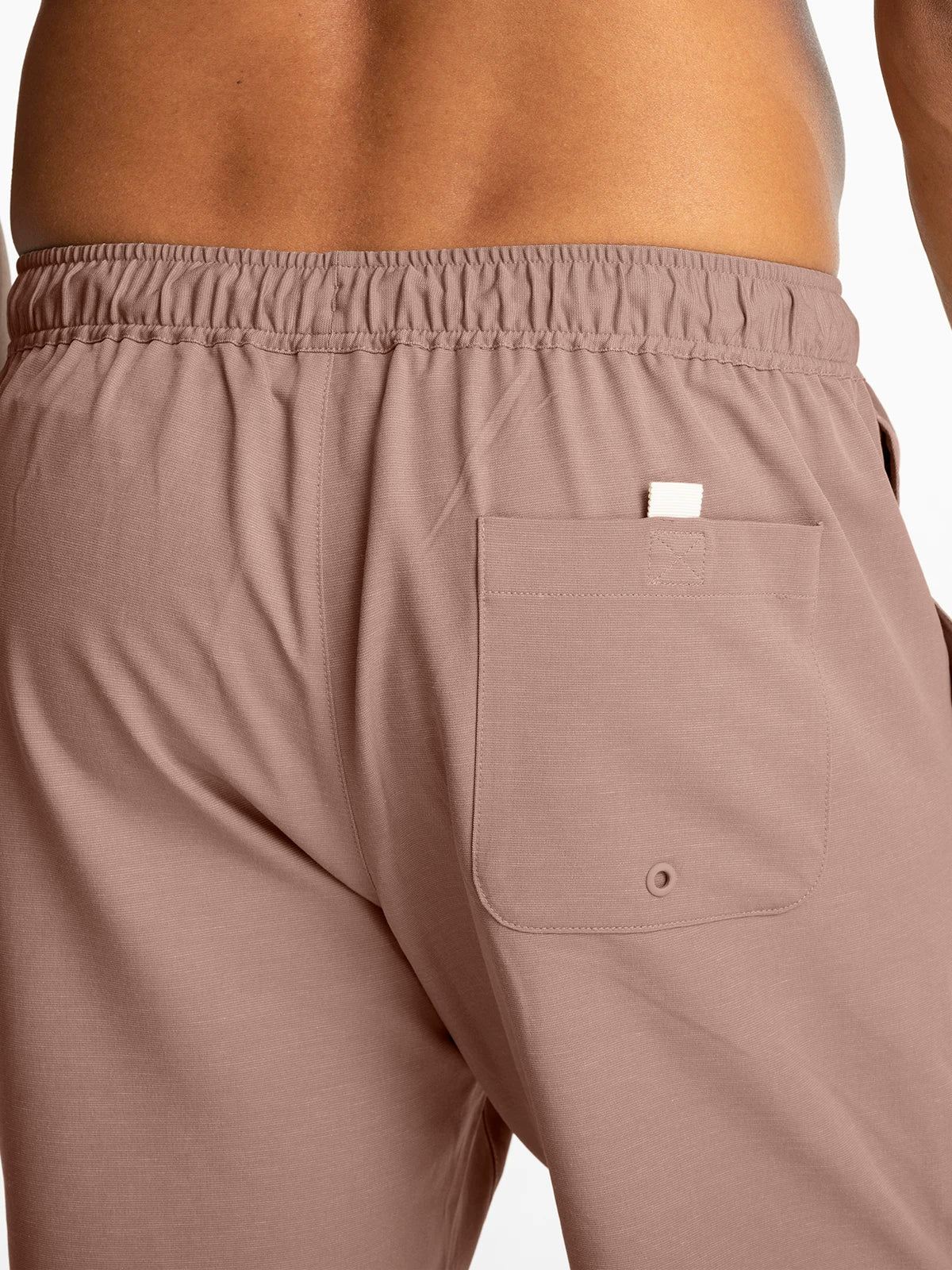 Men's hybrid shorts with back patch pocket.