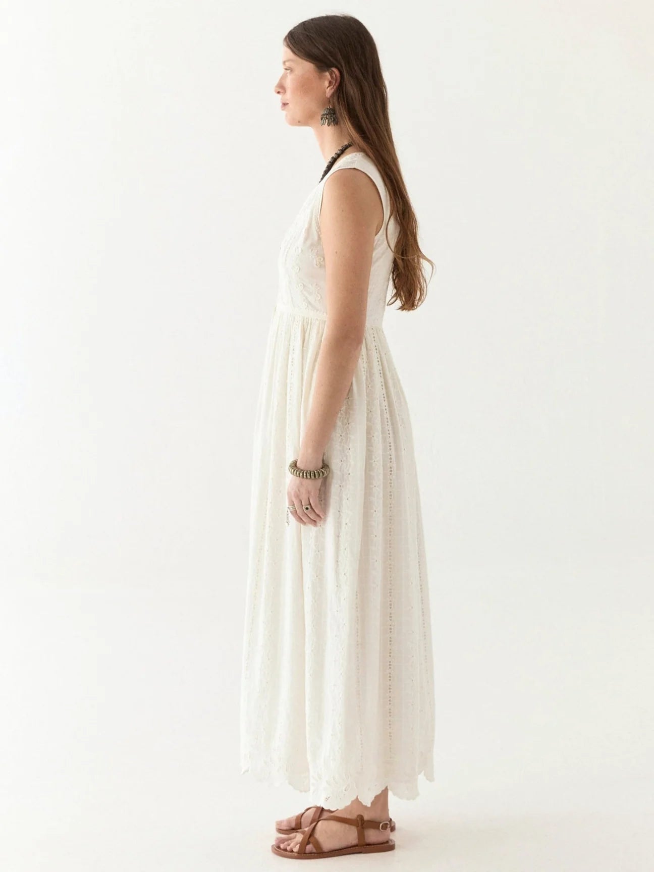 White sleeveless dress from Maison Hotel
