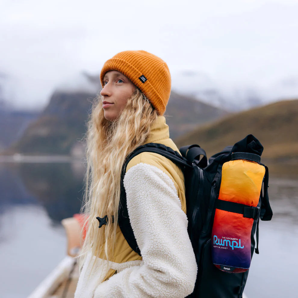 backpack with travel blanket Rumpl Nanoloft Puffy Blanket - Pyro Fade