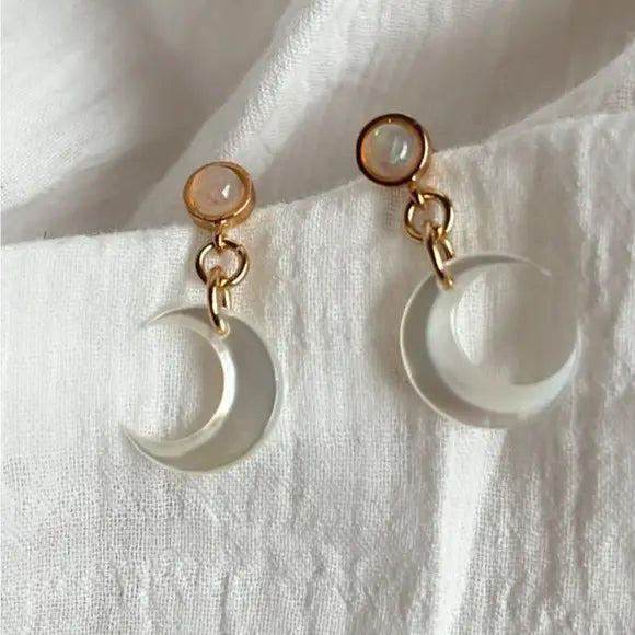 Load image into Gallery viewer, Tramps + Thieves Goodnight Moon Earrings
