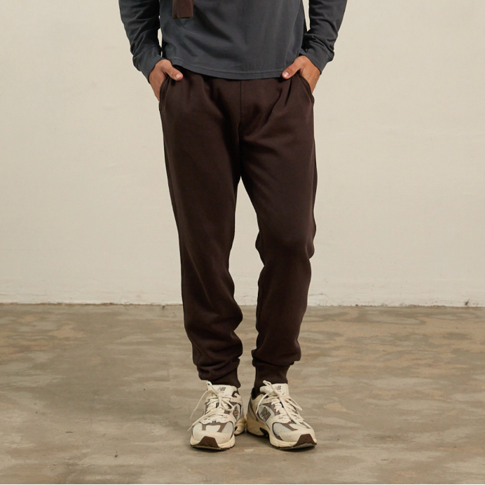 Richer Poorer Men's Recycled Fleece Tapered Sweatpant in the color Mineral Ganache