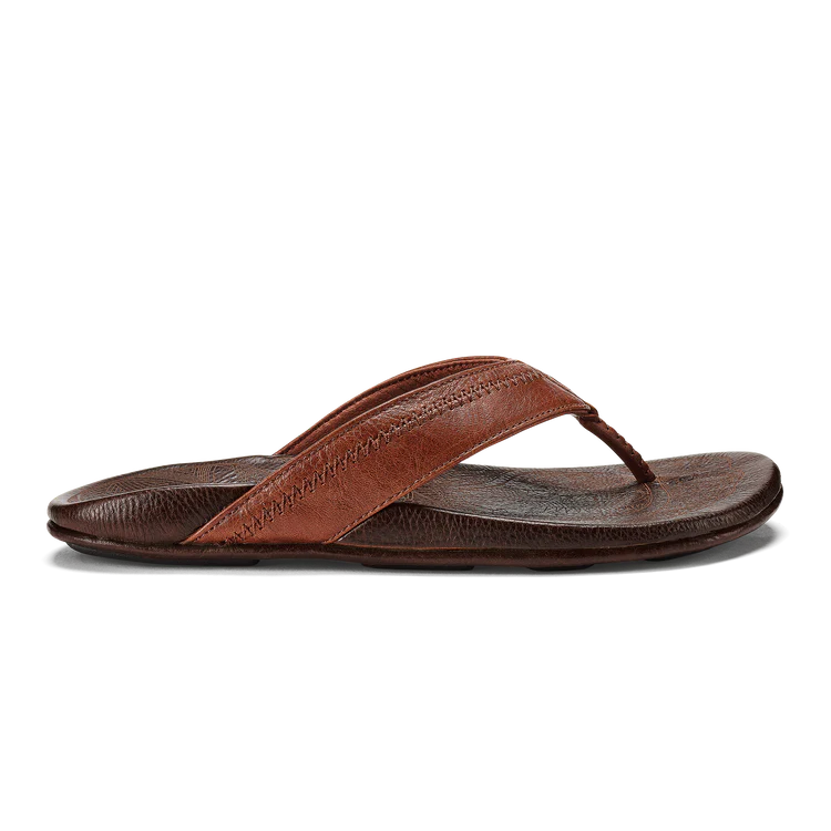 Enjoy superior craftsmanship and style with the OluKai Hiapo Men's Leather Beach Sandals at Harbour Thread boutique in St. Petersburg, FL. 