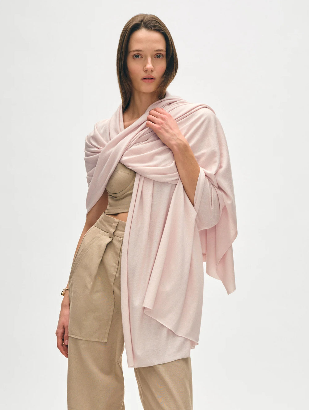 White + Warren's Silk Cashmere Travel Wrap in the color Light Rose