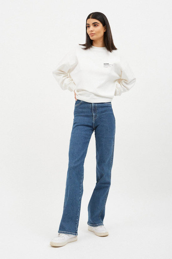 Load image into Gallery viewer, Dr. Denim Moxy Straight Jeans - Cape Mid Plain
