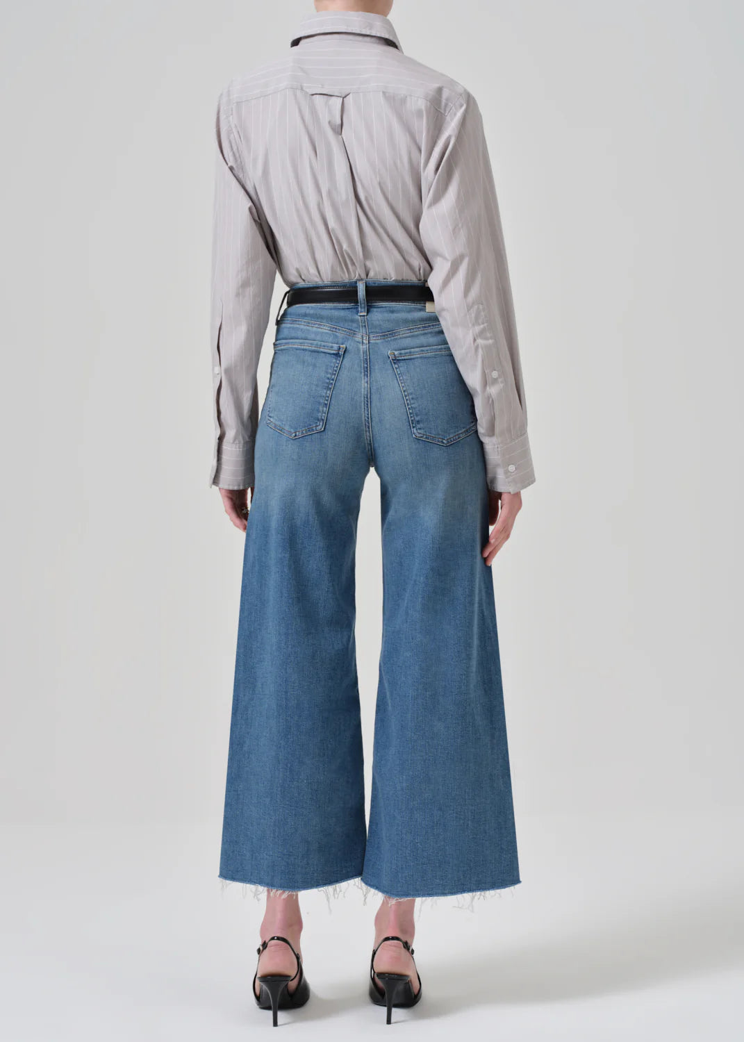 Back view of the Vintage Indigo Lyra Wide Leg Crop Women's Jeans by Citizens Of Humanity