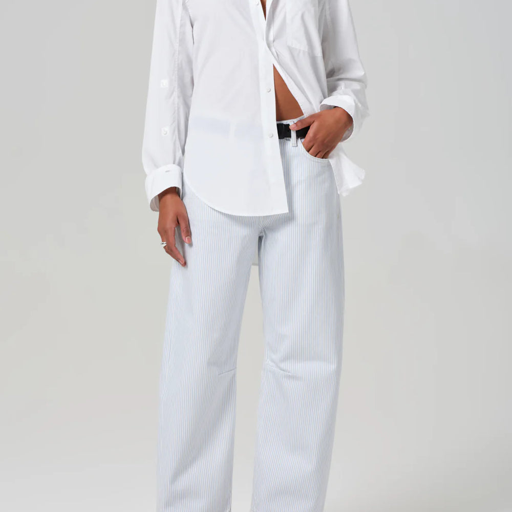 The expertly crafted Miro Rework women's jeans by Citizens Of Humanity are available at Harbour Thread and offer an on-trend barrel leg with a relaxed fit. 