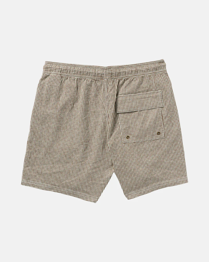 The RVCA Sands Elastic Short feature a 17" outseam