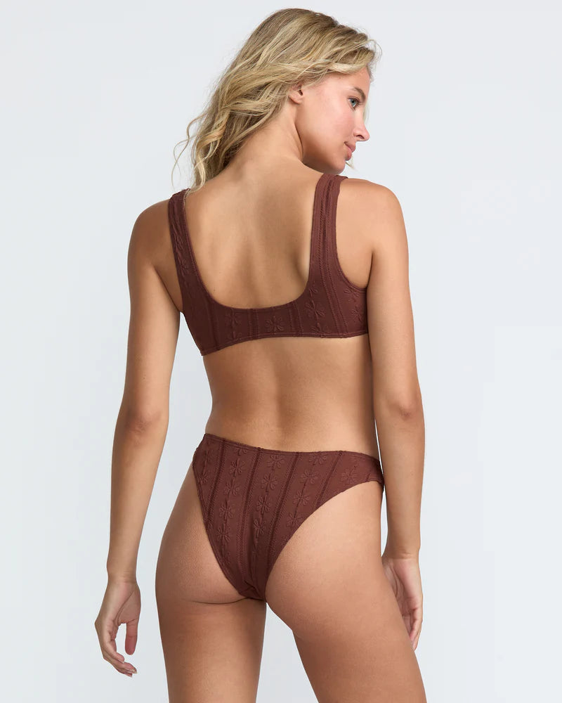 The RVCA Sweetness Bralette Bikini Top offers fixed pullover closure