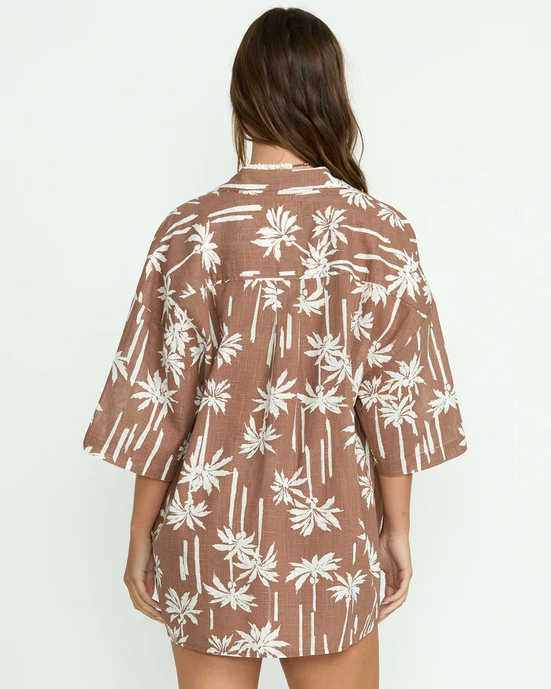 Shop beachy summer styles at Harbour Thread boutique! New arrivals include the Billabong Beach Side Printed Short Sleeve Shirt with matching shorts.