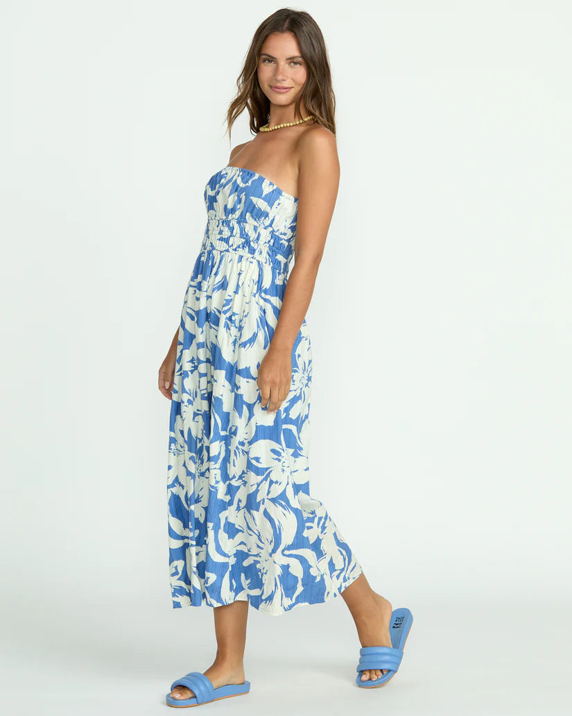 The Billabong In The Sky Midi Dress is perfect for summer gatherings or your next getaway. Find yours at Harbour Thread boutique in Burlington, VT. 