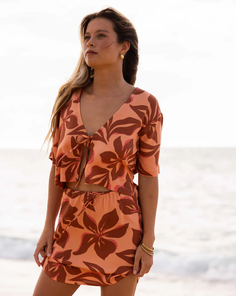 Embrace laid-back beach style with the Billabong Sunflower Skirt and matching cropped top, now at Harbour Thread boutique in Burlington, VT.
