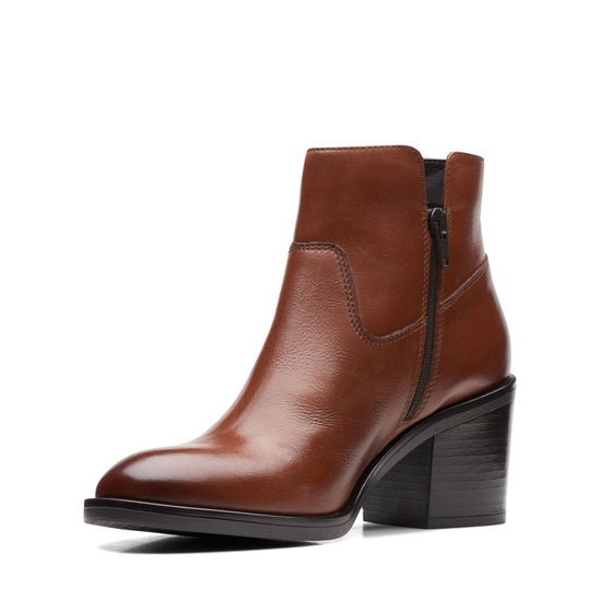 Clarks Valvestino Lo Ankle Boot -  Dark Tan Leather