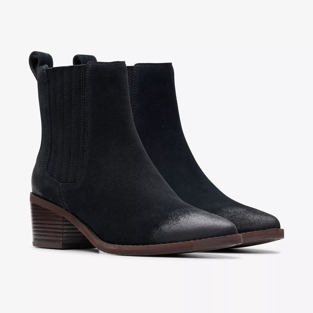 Clarks Morzine Top Chelsea Boot