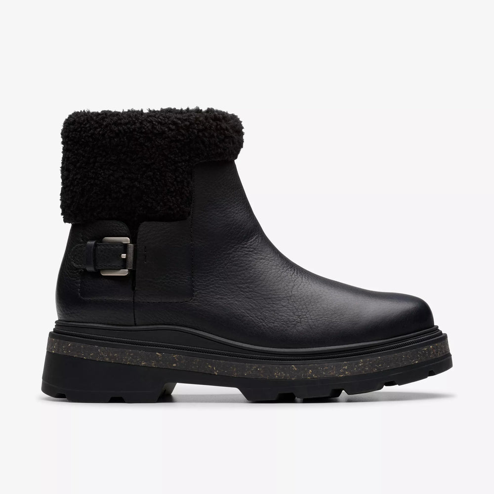 
                      
                        Side view of the Black Warmlined Leather Hencroft Madi Waterproof Boot by the brand Clarks
                      
                    