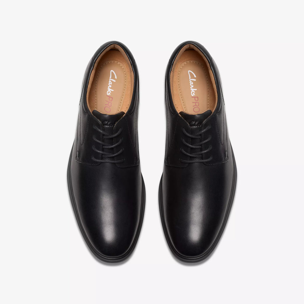 
                      
                        Clarks Eldredge Plain
                      
                    