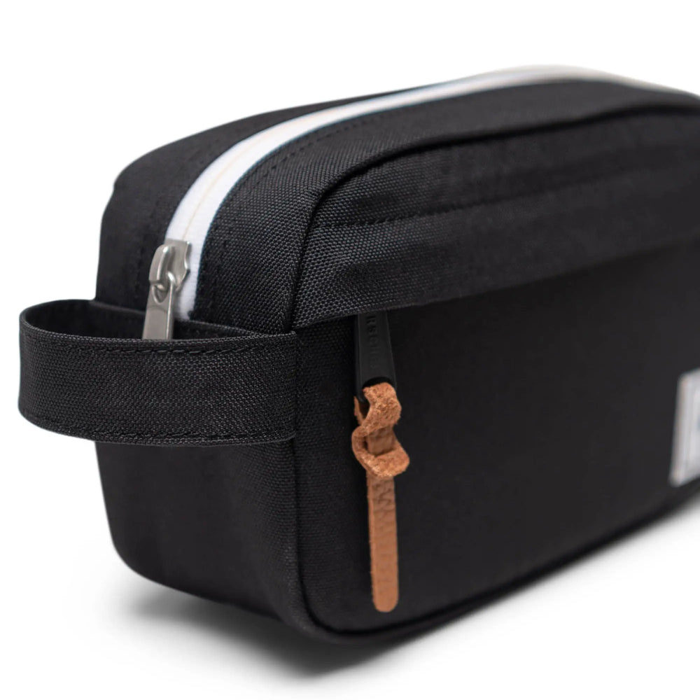 Herschel Chapter Travel Kit