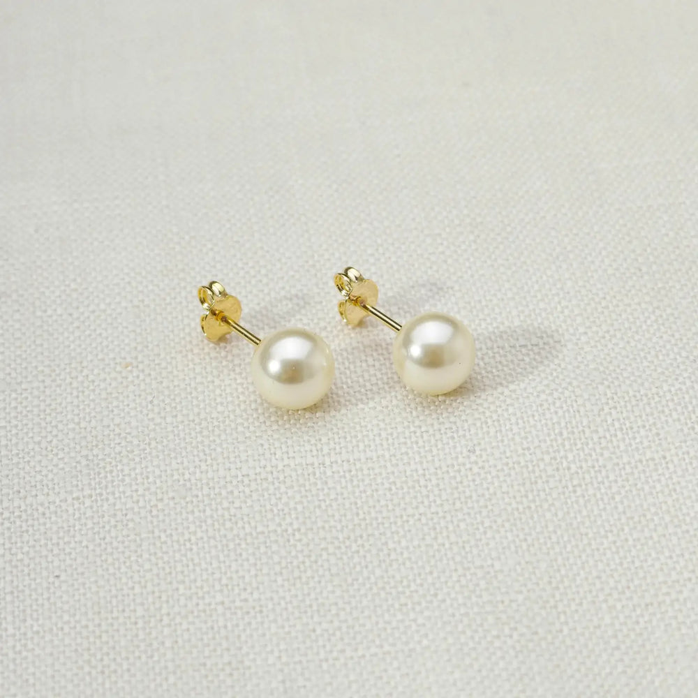 Shop the 18k Gold Filled 6mm Classic Pearl Stud Earrings by GoldFi at Harbour Thread