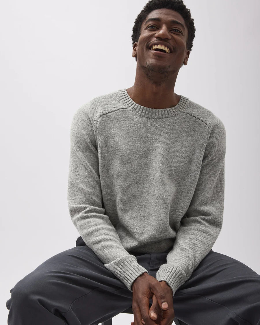 Elevate your casual style with the heather grey Noel Pullover Sweater from Richer Poorer. Shop now at Harbour Thread St. Pete in the Grand Central District. 