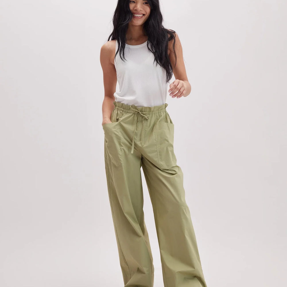 The Green Ground Weekend Poplin Pants by Richer Poorer