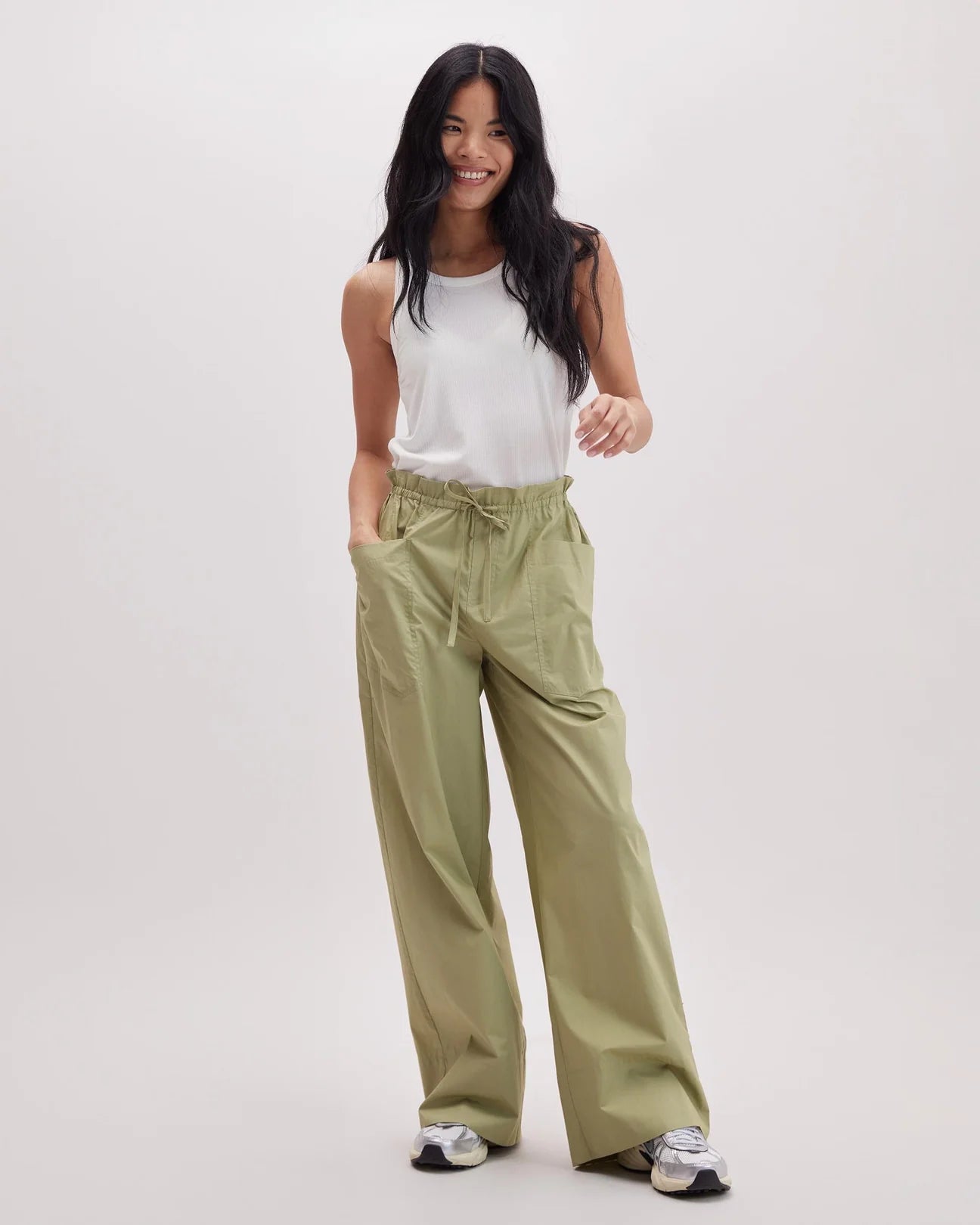 The Green Ground Weekend Poplin Pants by Richer Poorer