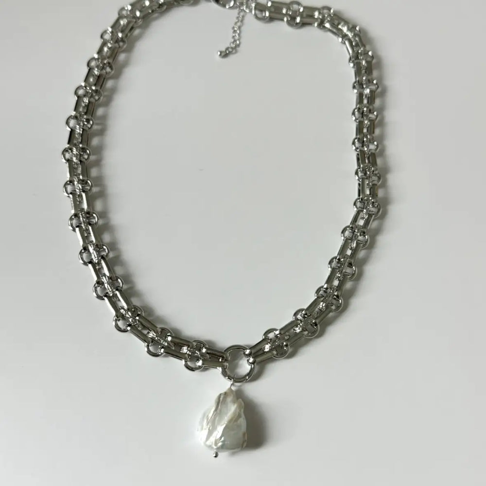 The Ovo Pearl Chain Link Necklace by Tramps + Thieves