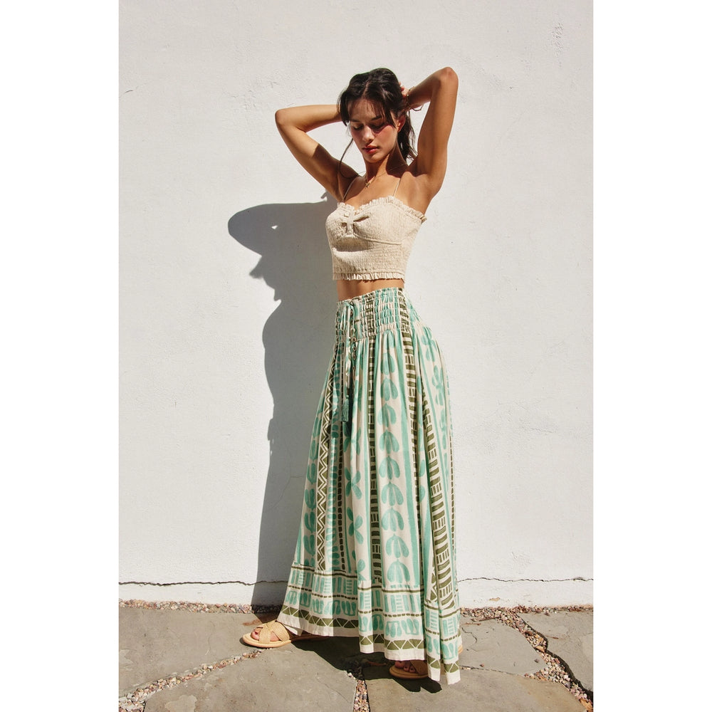 
                      
                        Women's printed maxi skirt with smocked waist
                      
                    