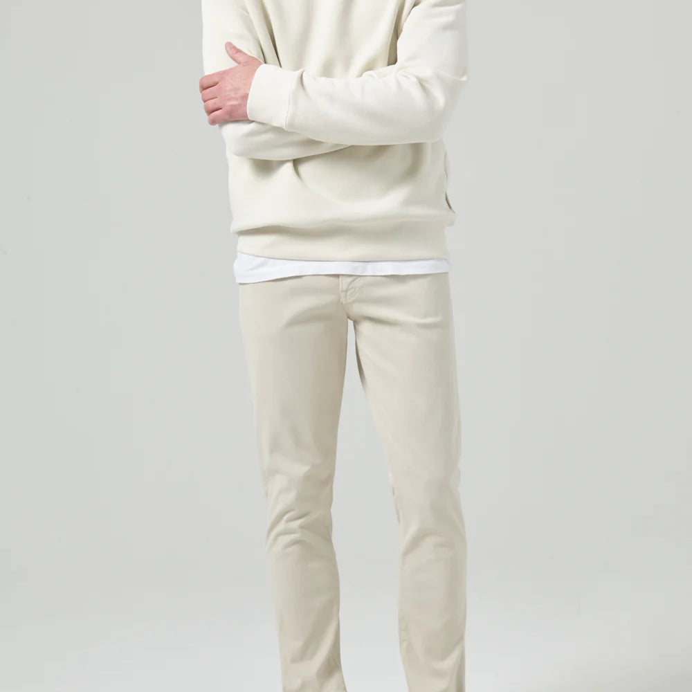 Front view of the Citizens Of Humanity London Tapered Slim Stretch Sateen in the color Willow