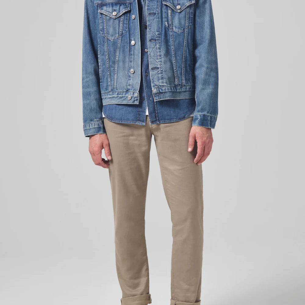 Front view of the Citizens Of Humanity Gage Slim Straight Stretch Linen in the dark khaki color Dune