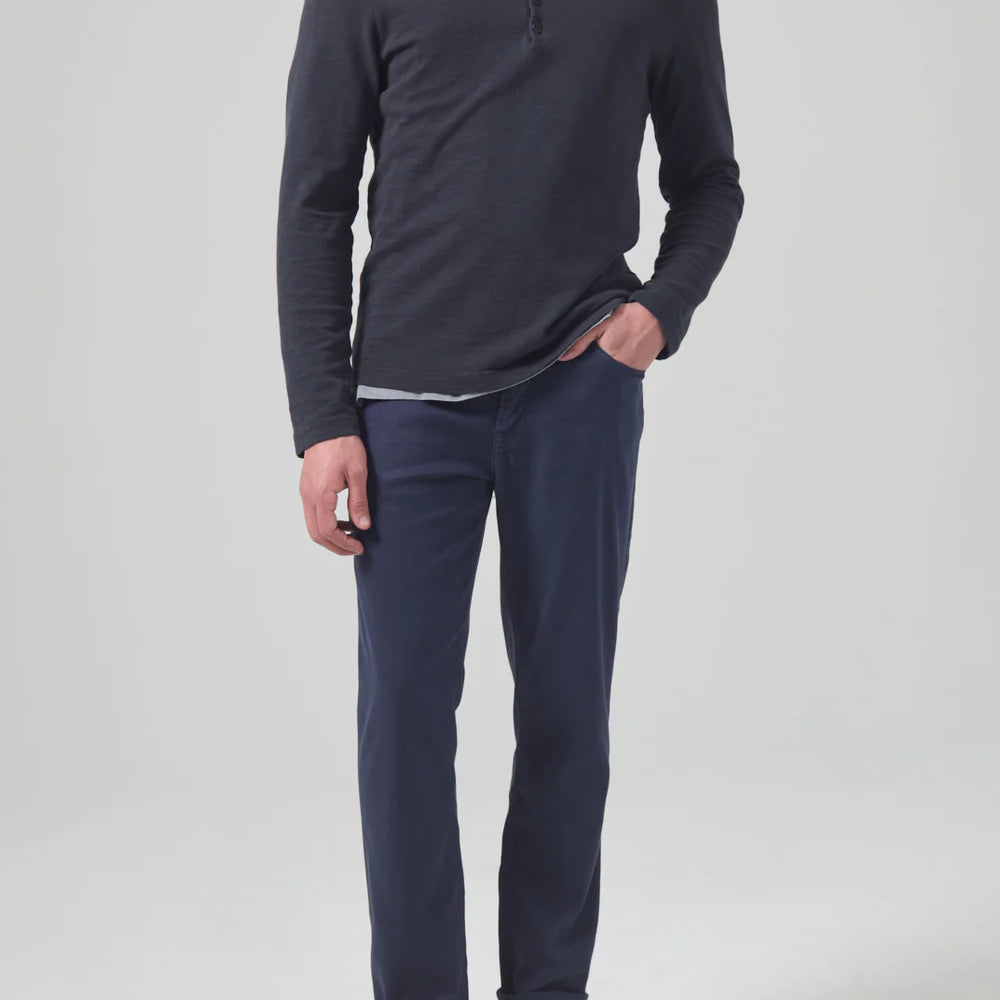 Front view of the Citizens Of Humanity Dark Navy Gage Slim Straight Stretch Linen