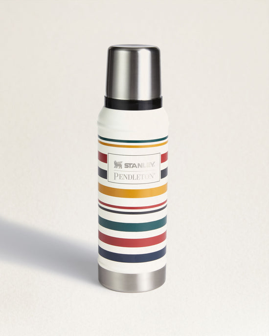 Pendleton x Stanley Classic Insulated Bottle - White