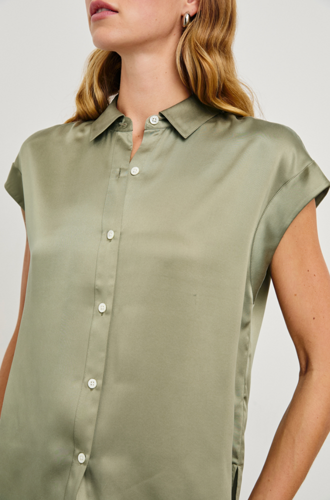 
                      
                        Front detail on the Palmer Dolman Sleeve Silk Shirt in the color Mermaid by the brand Rails
                      
                    