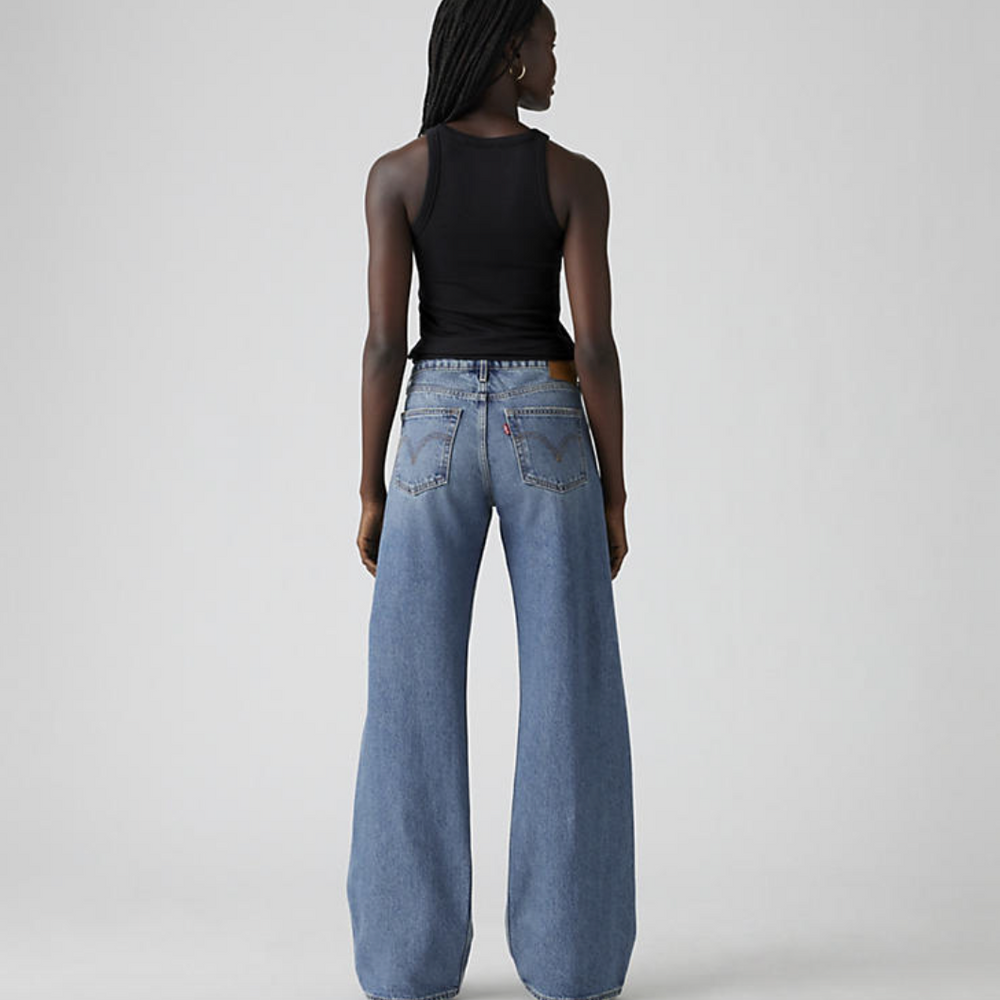 
                      
                        Levi's Low Loose Women's Jeans
                      
                    