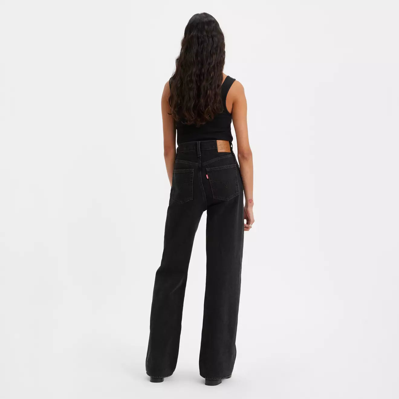 Back view of the Levi's Ribcage Wide Leg Women's Jeans in the color Rosie Posie Black