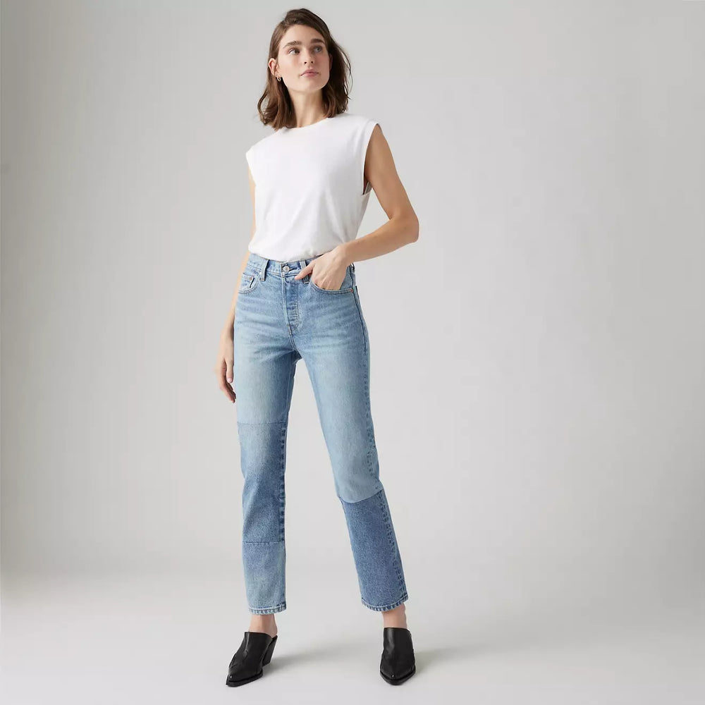 
                      
                        The Clean Craft 501 women's jeans by Levi’s0
                      
                    