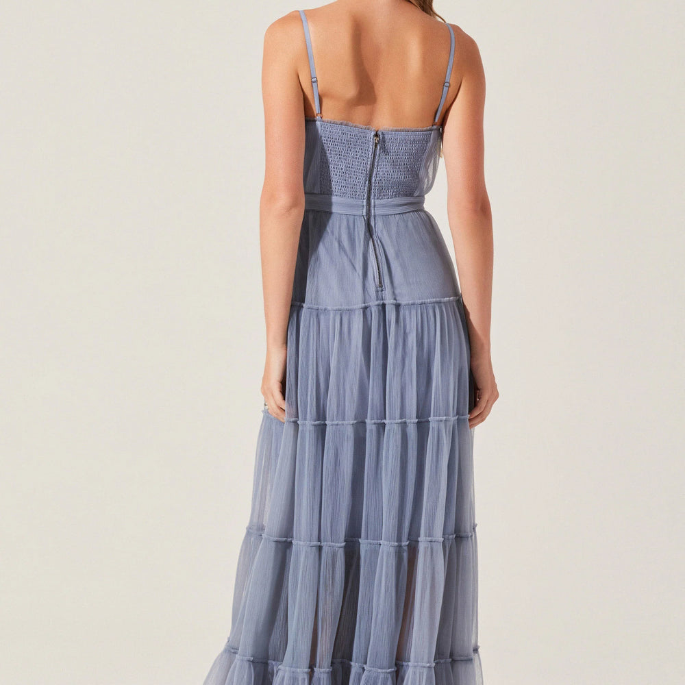 
                      
                        This Bustier tulle maxi dress by ASTR features a tiered, maxi length skirt
                      
                    