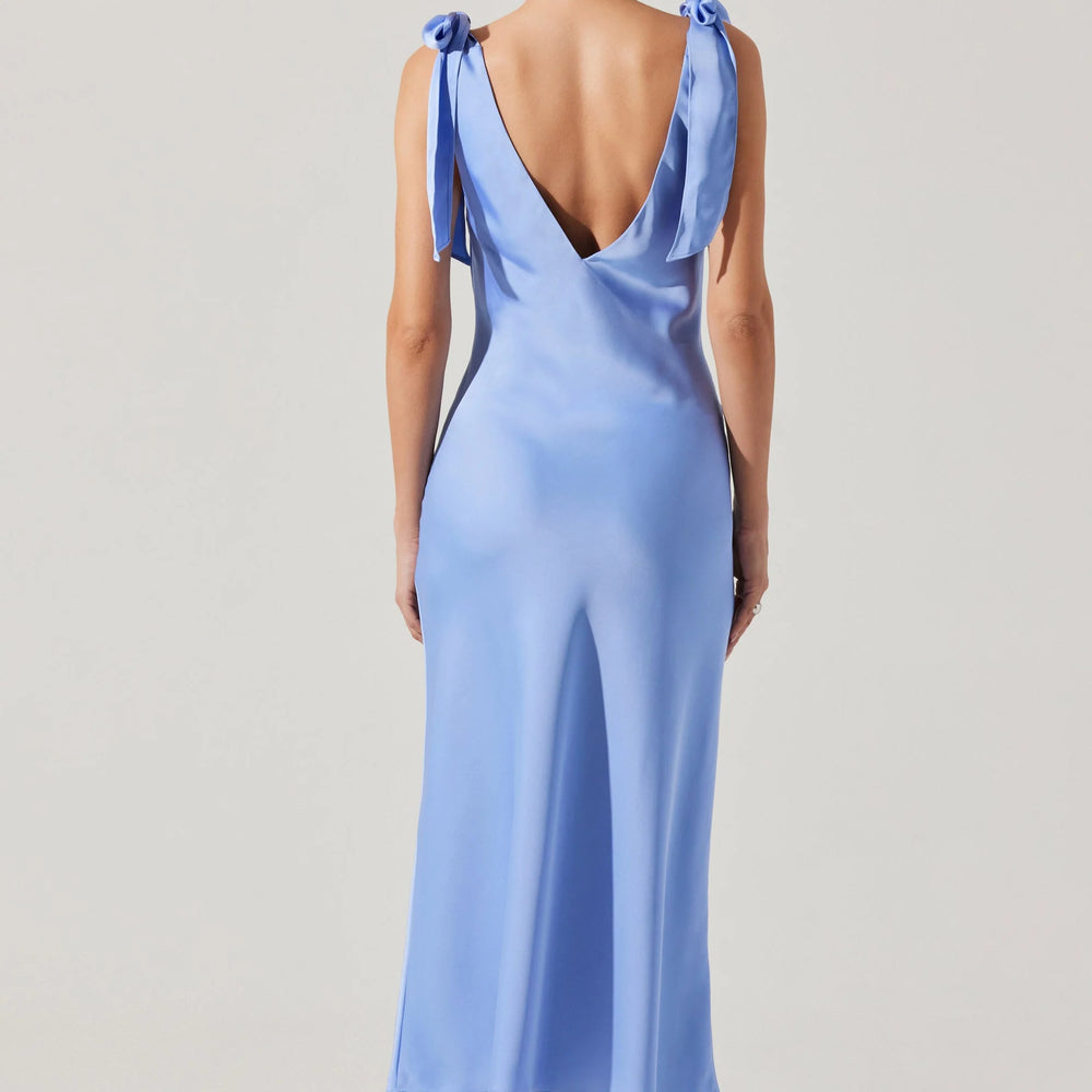 Shop event dresses at Harbour Thread boutique! New arrivals include the ASTR Allexina Satin Midi Dress in Sky Blue. 