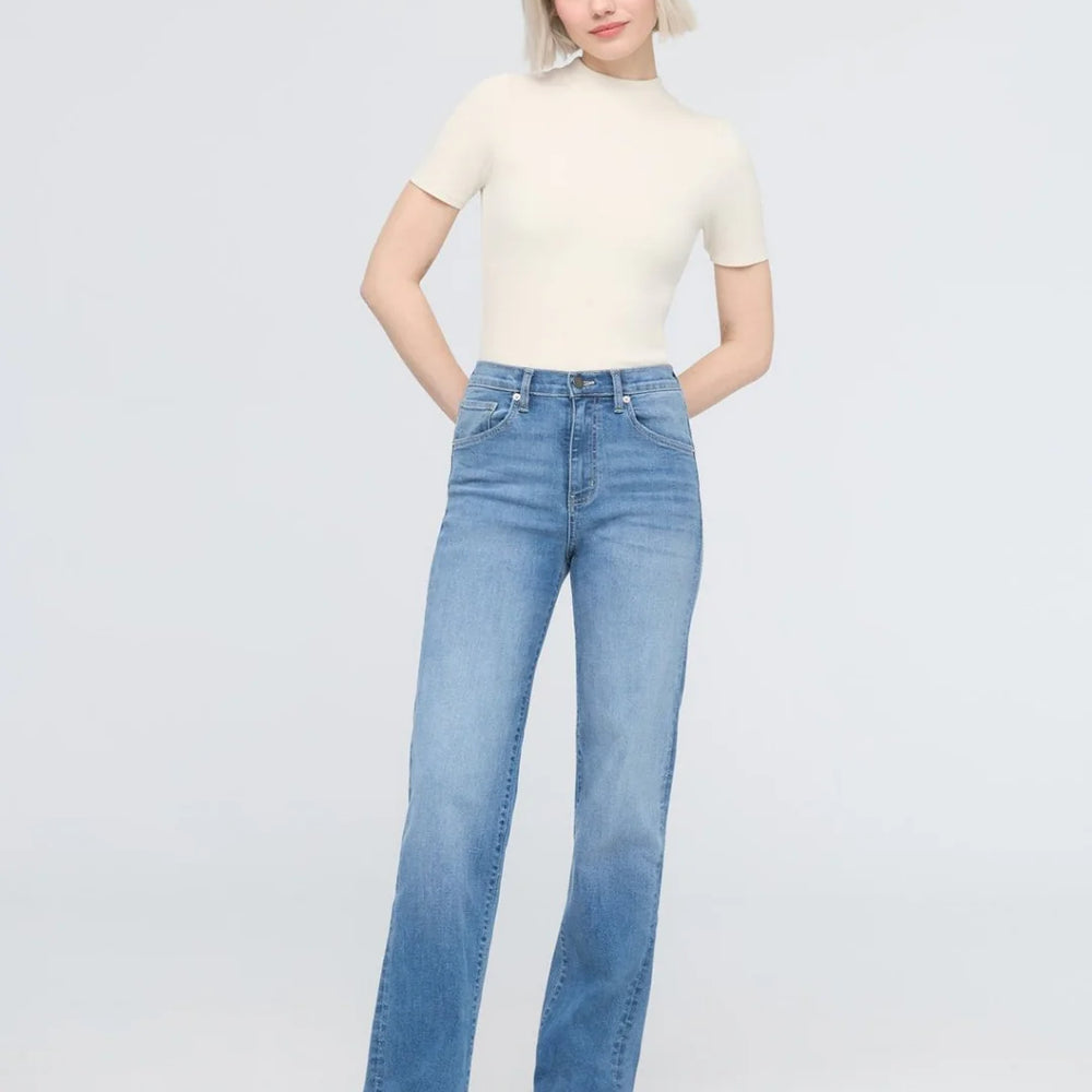 
                      
                        DUER Women's Performance Denim+ High Rise Straight
                      
                    